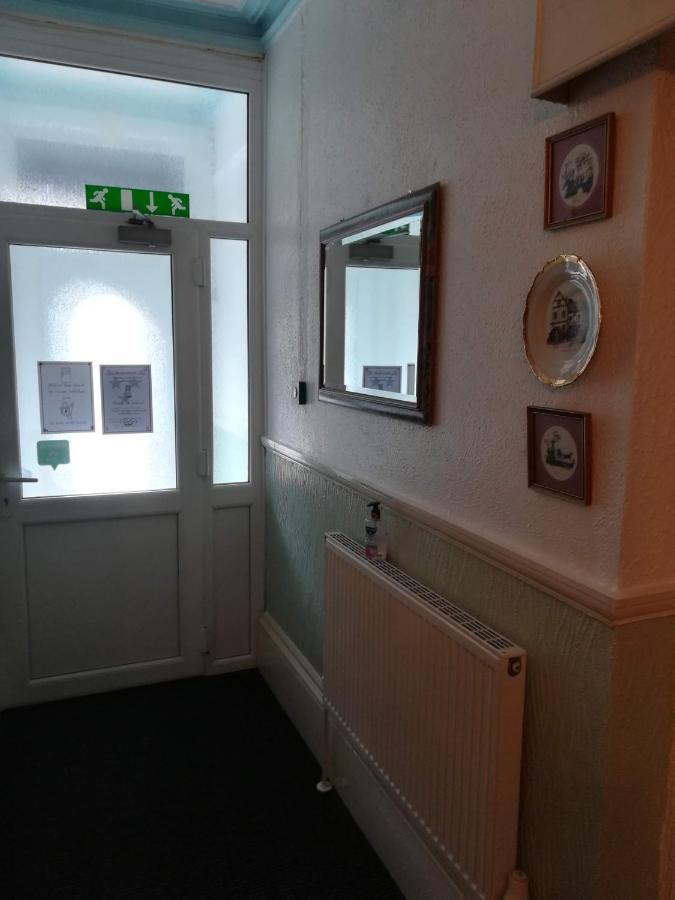 Schofield Guest House Бринлингтон Экстерьер фото