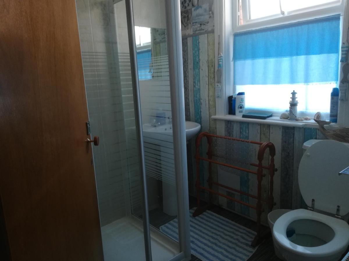 Schofield Guest House Бринлингтон Экстерьер фото