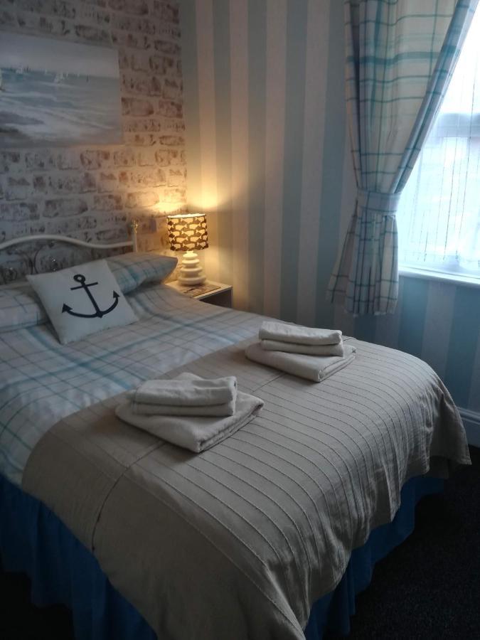 Schofield Guest House Бринлингтон Экстерьер фото
