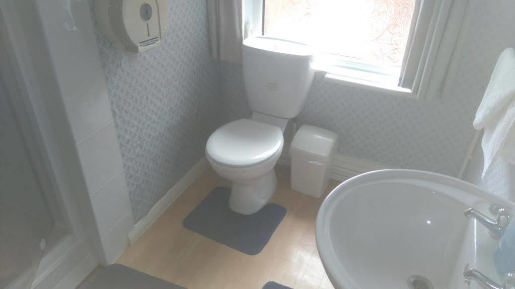 Schofield Guest House Бринлингтон Экстерьер фото